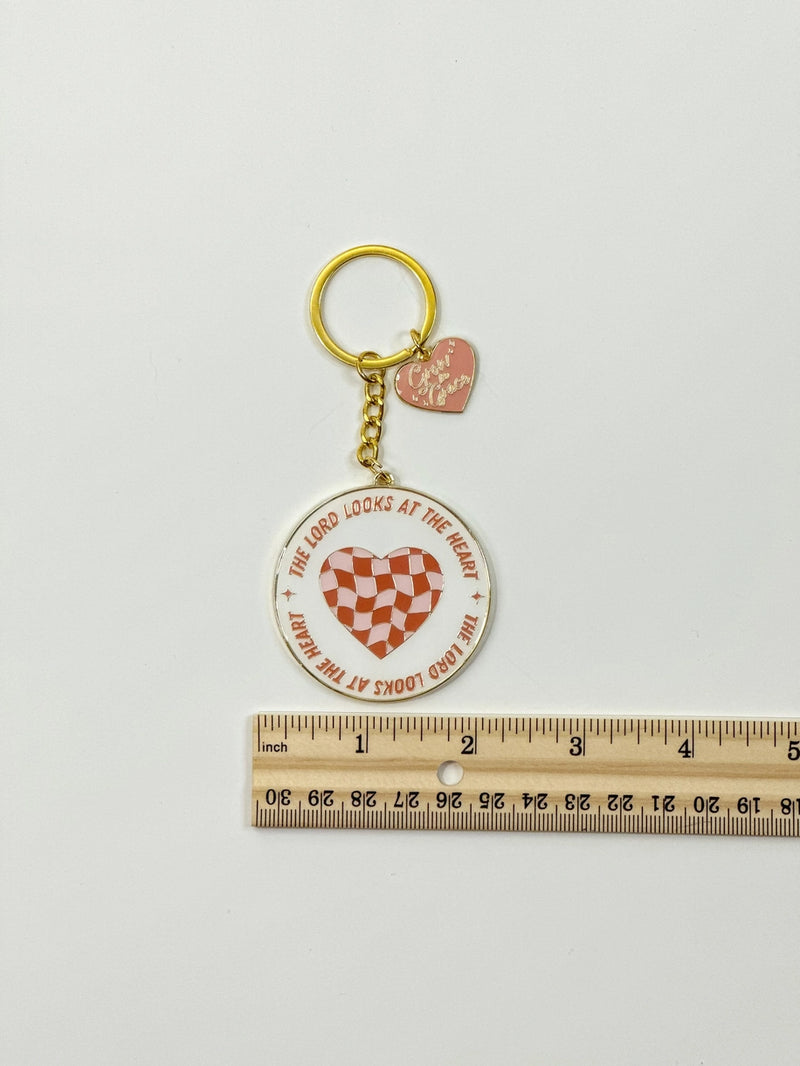 Looks at the Heart Keychain