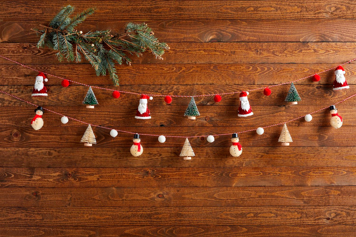 Bottlebrush Tree Garland