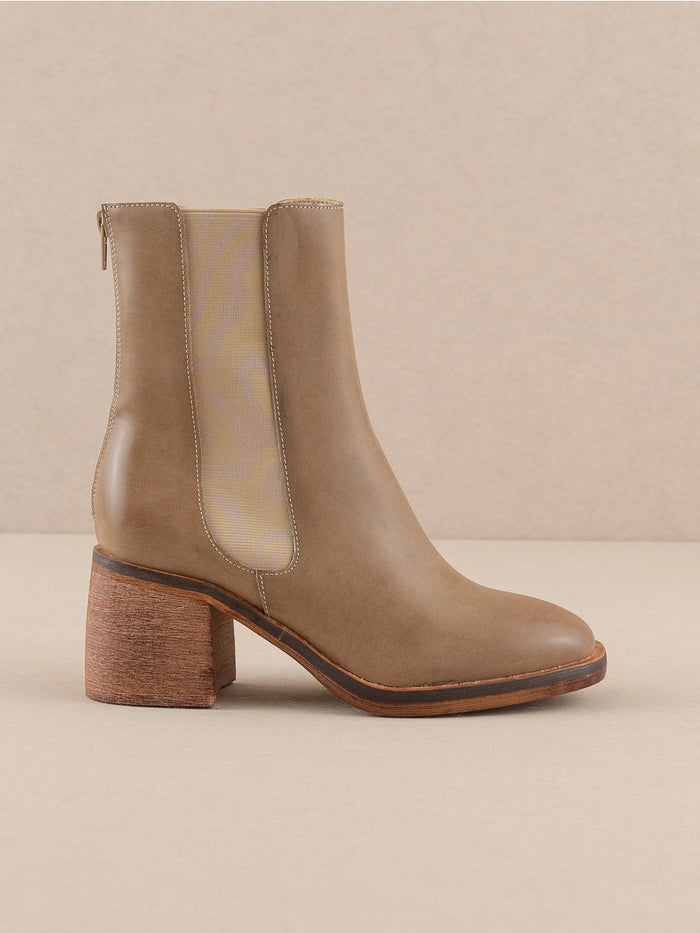 The Olivia Chelsea Boots