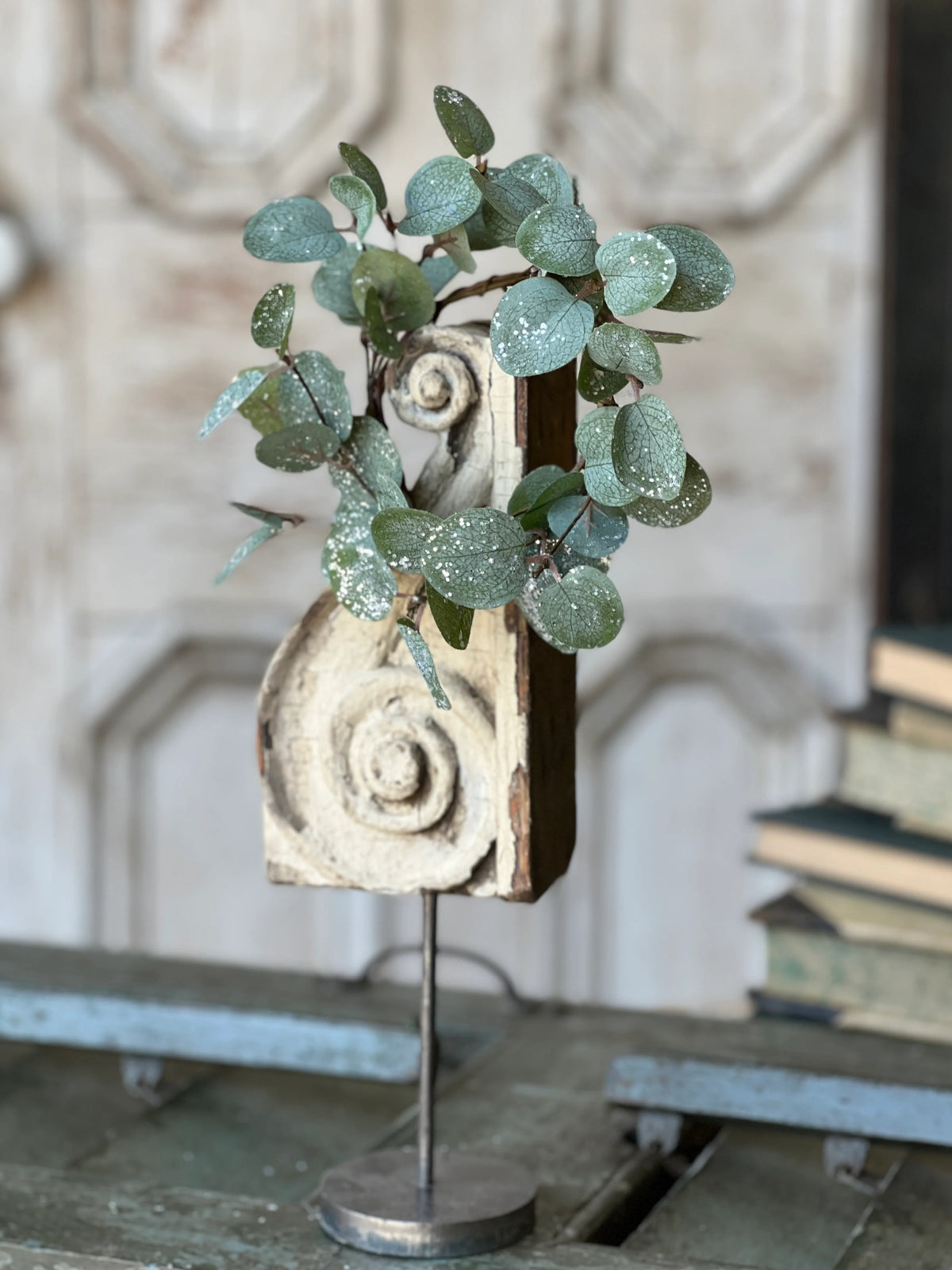 Crisp Air Eucalyptus Candle Ring