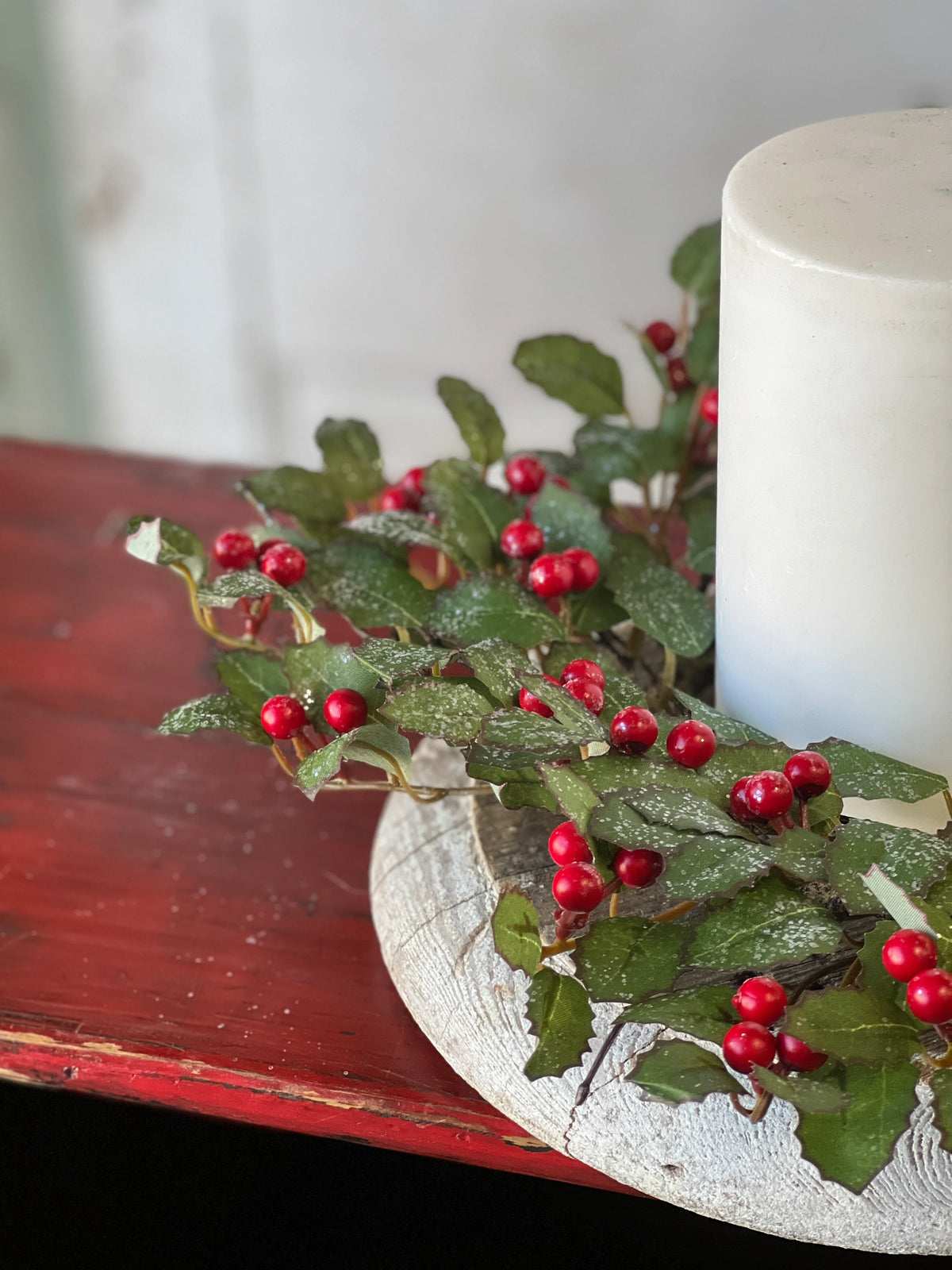 Holly Candle Ring